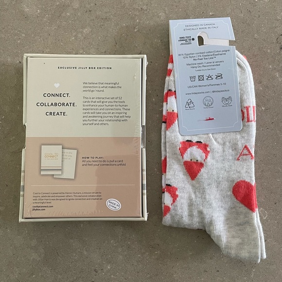 Jillian Harris Santa Socks & Cool to Connect Exclusive Edition Cards - Picture 3 of 3